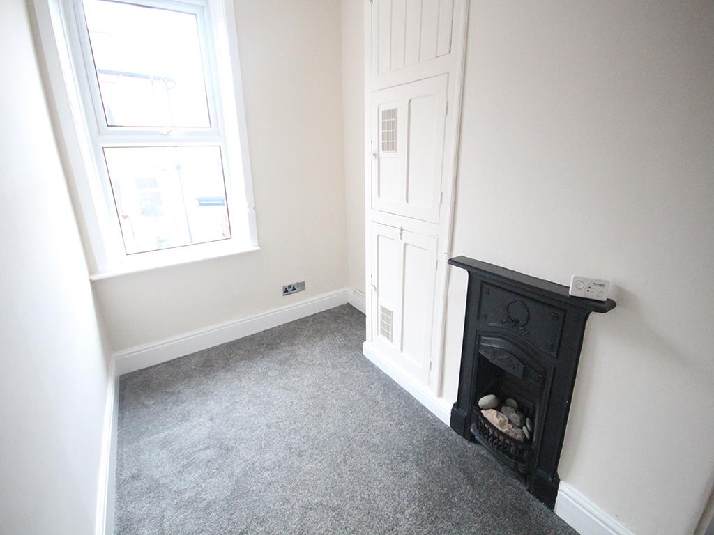3 bedroom end terrace house Let Agreed in Barnoldswick - IMG_2370.jpg